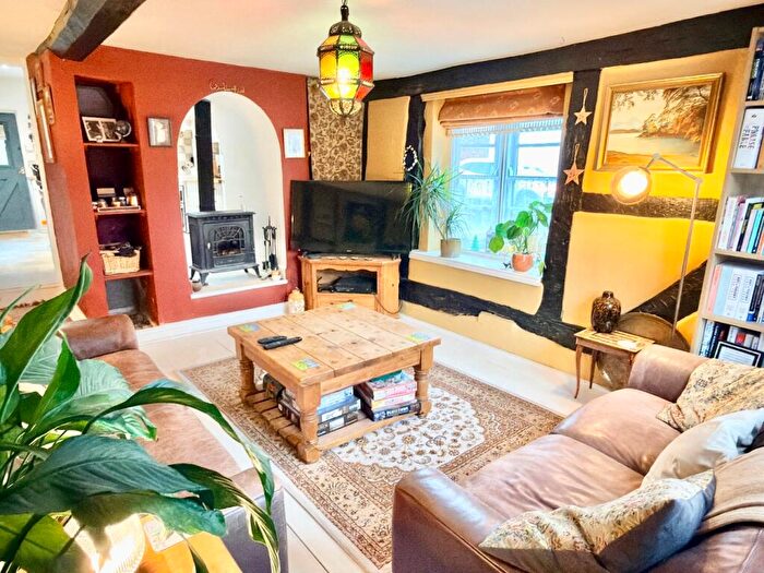 3 Bedroom Town House For Sale In Barton Street, Tewkesbury, GL20