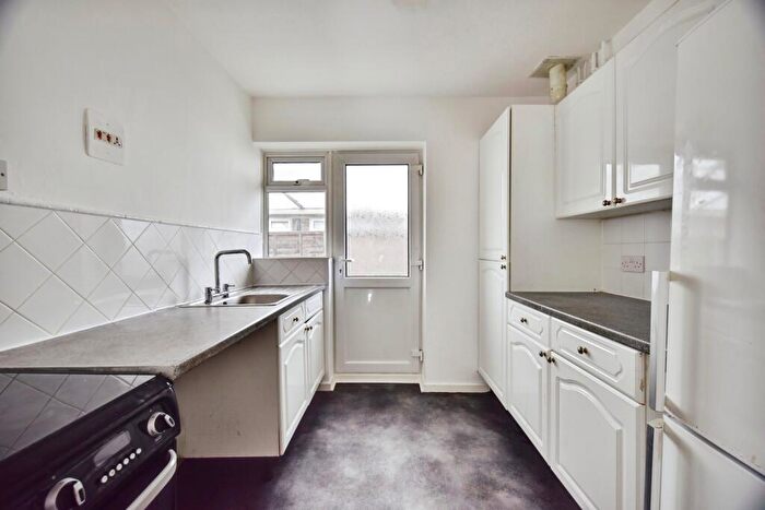 2 Bedroom Bungalow For Sale In Southwood, Maidstone, Kent, ME16