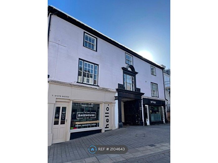 2 Bedroom Flat To Rent In Market Hill, Diss, IP22