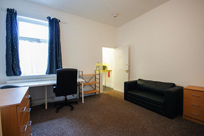 Studio To Rent In A Bristol Road Selly Oak, Birmingham, B29