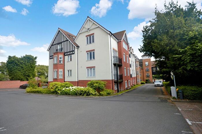 2 Bedroom Apartment To Rent In Hermitage Court, Oadby, Leicester, LE2