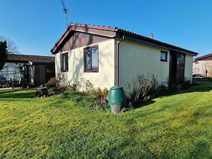 Property For Sale In Gambles Lane, Ripley, GU23