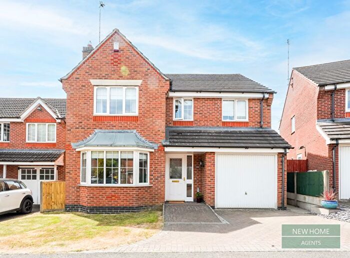 4 Bedroom Detached House For Sale In Foxfield Close, Lutterworth, LE17