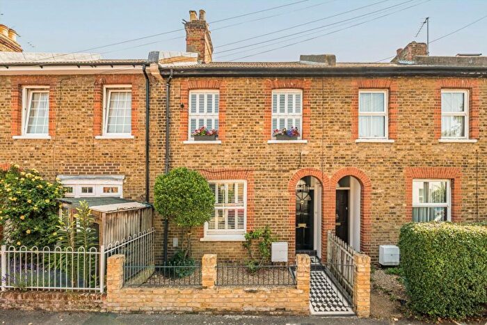 2 Bedroom House For Sale In King Charles Crescent, Surbiton, KT5