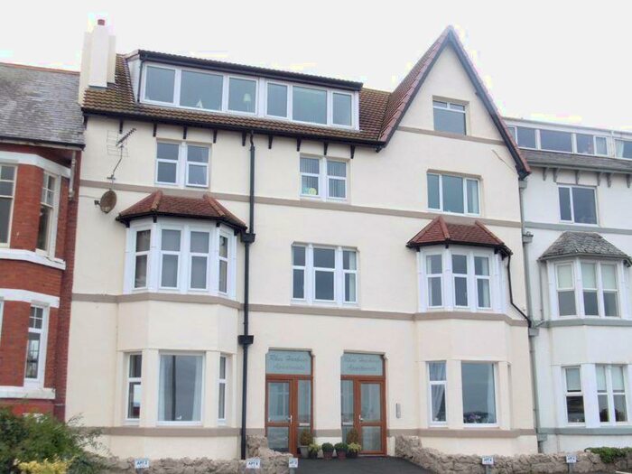 2 Bedroom Apartment To Rent In Rhos Harbour, Colwyn Bay, LL28