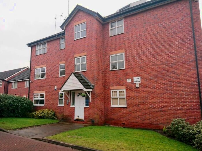 2 Bedroom Flat To Rent In Raysonhill Drive, Blackley, Manchester, M9