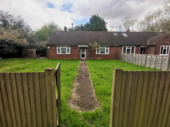 2 Bedroom Flat To Rent In Wharf Road, Broxbourne, EN10