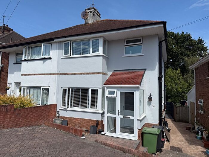 3 Bedroom Semi Detached House For Sale In Isleworth Road, St Thomas, EX4