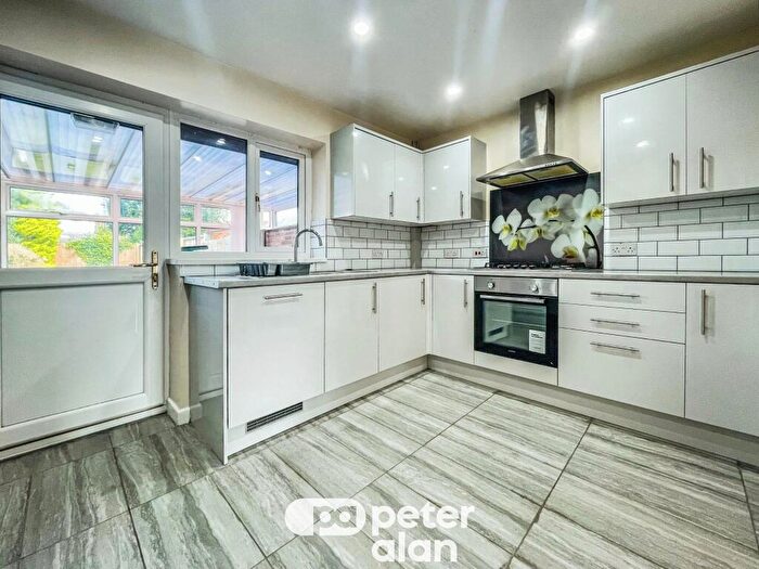 2 Bedroom Bungalow To Rent In Boncath Road, Llandaff North, CF14