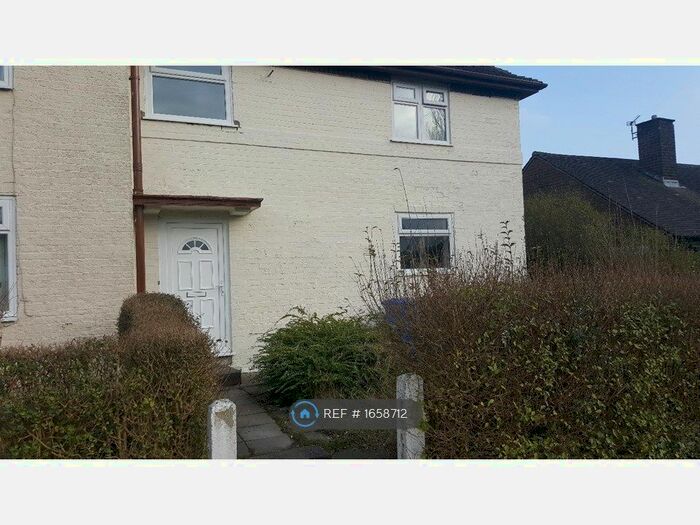 3 Bedroom Semi-Detached House To Rent In Charlestown Road, Manchester, M9