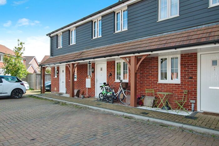 2 Bedroom Terraced House For Sale In Augustus Avenue, Fordingbridge, SP6