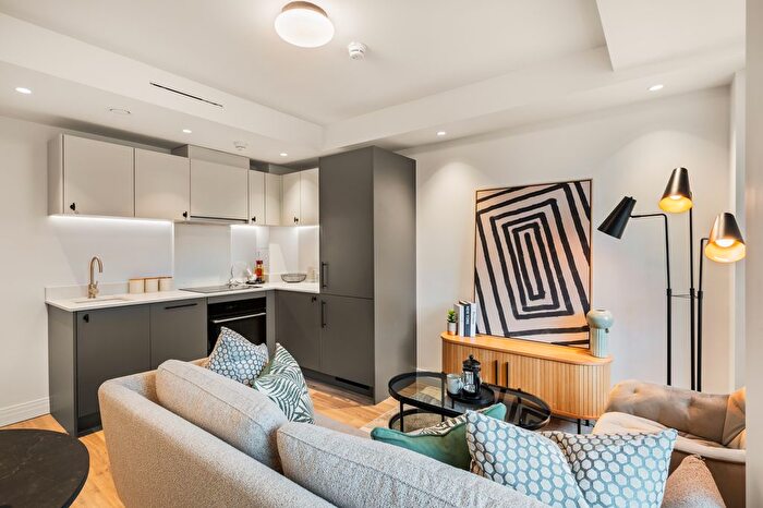 2 Bedroom Flat To Rent In Duncan House Dolphin Square, London, SW1V