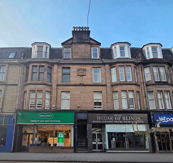 3 Bedroom Flat To Rent In Murray Place, Stirling, FK8