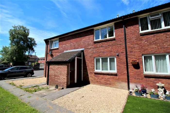 1 Bedroom Flat To Rent In Roman Way, Chippenham, SN15