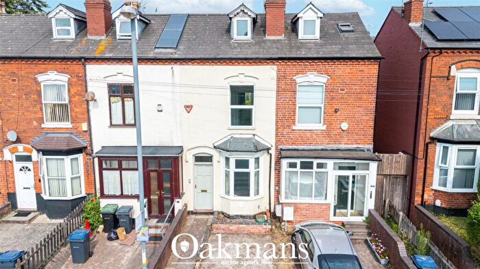3 Bedroom Terraced House For Sale In Wiggin Street, Birmingham, West Midlands, B16