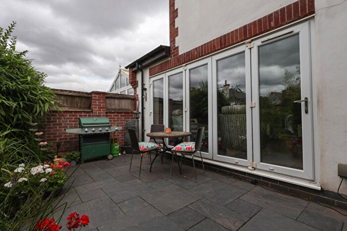 3 Bedroom Semi Detached House For Sale In Chain Lane, Mickleover, Derby, DE3