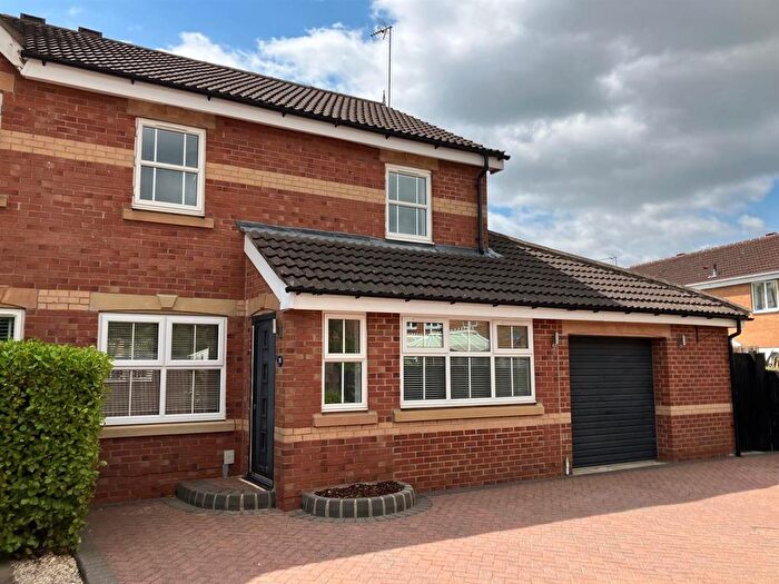 3 Bedroom Property To Rent In Nornabell Drive, Beverley, HU17