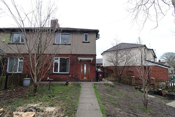 3 Bedroom Semi Detached House For Sale In Valpy Ave, Tonge Moor, Bolton, BL2