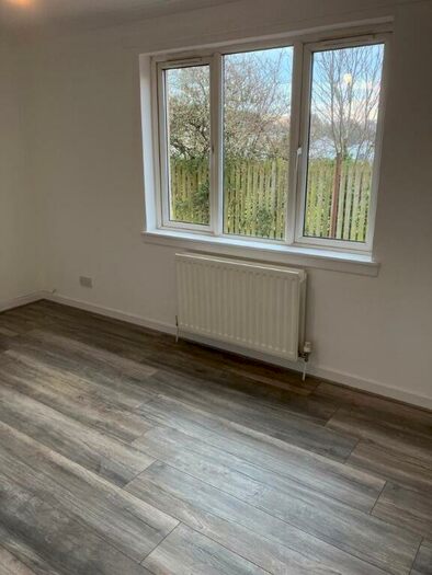 1 Bedroom Flat To Rent In Cambusnethan Street, Wishaw, ML2