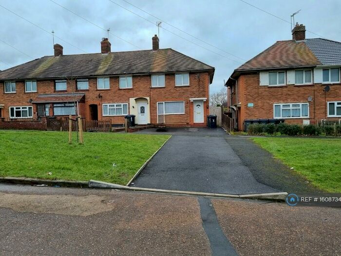 3 Bedroom End Of Terrace House To Rent In Fulbrook Grove, Birmingham, B29
