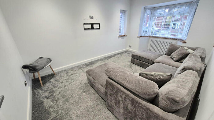 2 Bedroom Bungalow For Sale In Saughall Road, Blacon, Chester, Cheshire, CH1