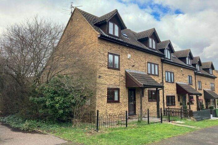 4 Bedroom Property To Rent In Nightingales, Basildon SS16