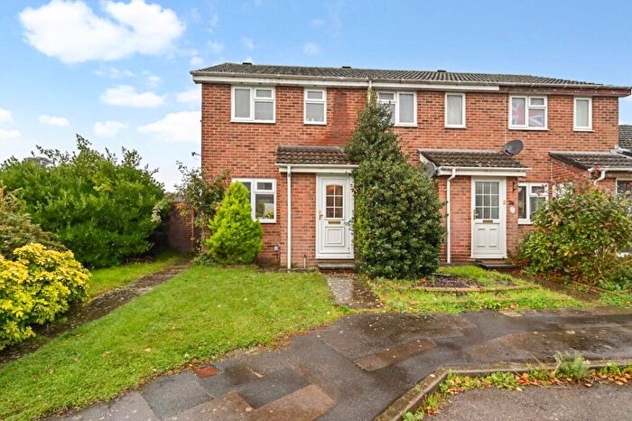 2 Bedroom House To Rent In Caernarvon Road, Chichester, PO19