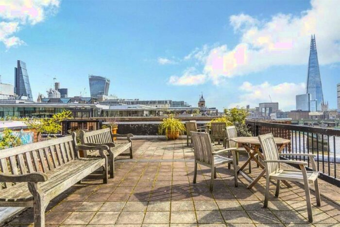 1 Bedroom Flat To Rent In Upper Thames Street, St Paul's, EC4V