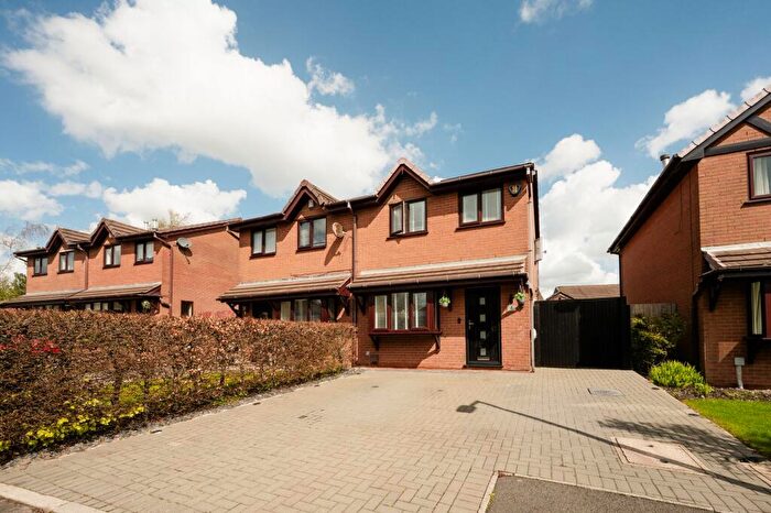 3 Bedroom Semi Detached House For Sale In Moss Nook, Aughton, L39