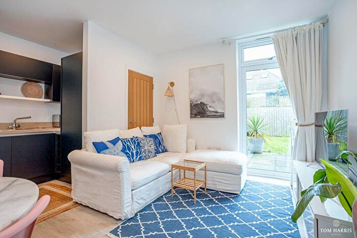1 Bedroom Apartment For Sale In Southwood Avenue, Bournemouth, Dorset, BH6
