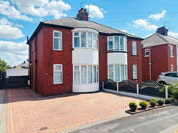 2 Bedroom Semi-Detached House For Sale In Westbourne Grove, Goole, East Yorkshire, DN14