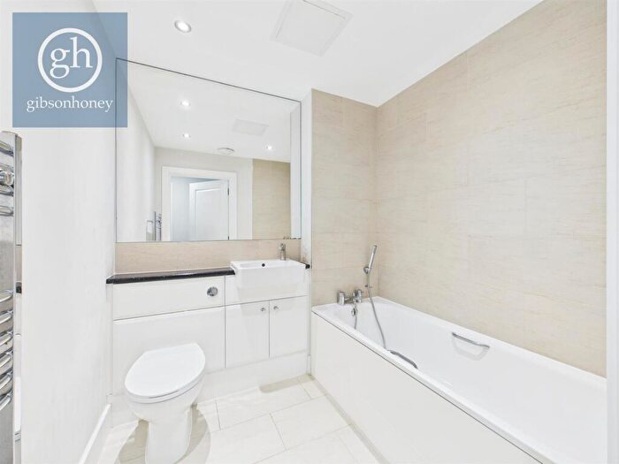 2 Bedroom Apartment To Rent In Reservoir Road, Reservoir Road, Ruislip, HA4