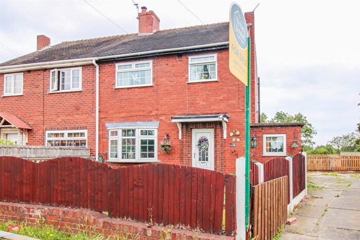 3 Bedroom Semi Detached House For Sale In Meadway, Streethouse, Pontefract, WF7