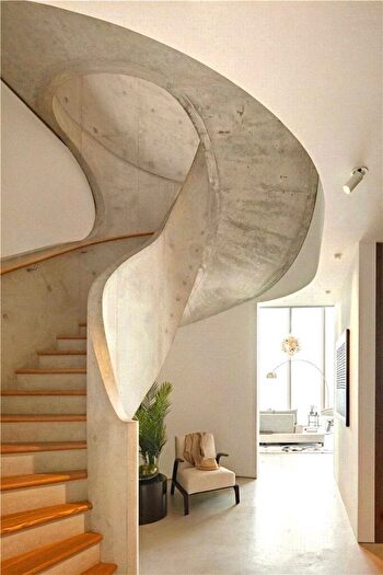 2 Bedroom Penthouse For Sale In One Park Drive, Canary Wharf, E14