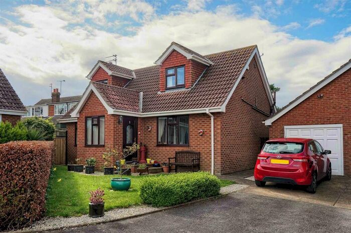 3 Bedroom Detached Bungalow For Sale In Beech Drive, Patrington, HU12