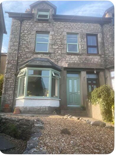 4 Bedroom Terraced House For Sale In Park Road, Milnthorpe, LA7