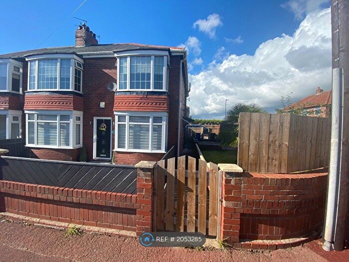 2 Bedroom Flat To Rent In Silver Lonnen, Newcastle Upon Tyne, NE5