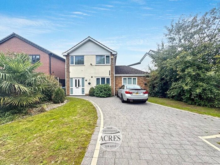 4 Bedroom Detached House For Sale In Birmingham Road, Great Barr, Birmingham, B43