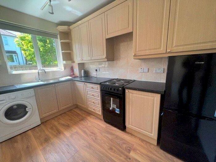2 Bedroom Apartment To Rent In High Street, Weston, Bath, Somerset, BA1