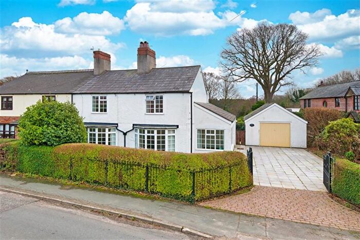 3 Bedroom Semi-Detached House To Rent In School Bank, Norley, Frodsham, WA6