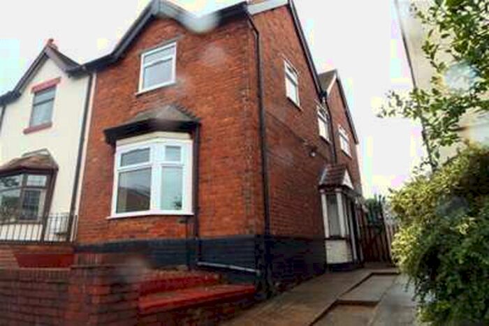 3 Bedroom House To Rent In Pound Road, B68