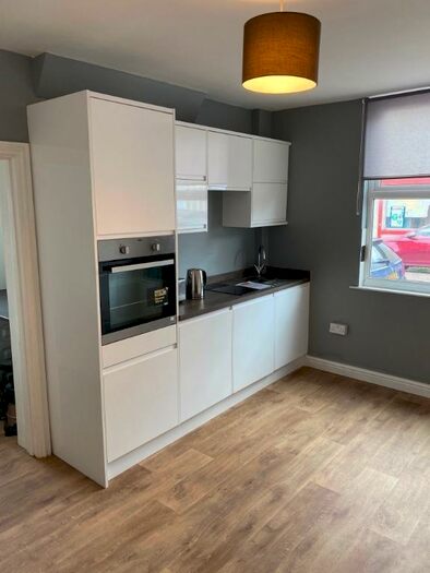 1 Bedroom Flat To Rent In Delapre Street, Northampton, NN4