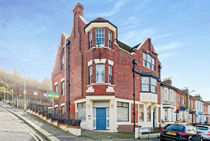 1 Bedroom Flat To Rent In Westbury Road, Dover, CT17