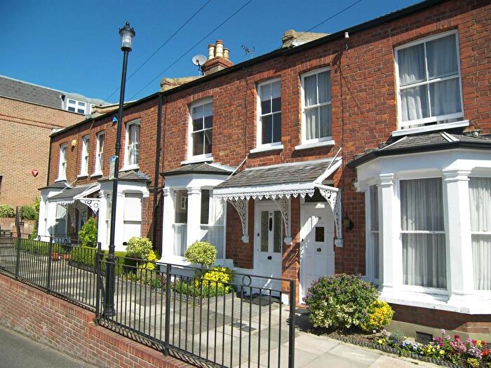 2 Bedroom House To Rent In Wilson Street, London, N21