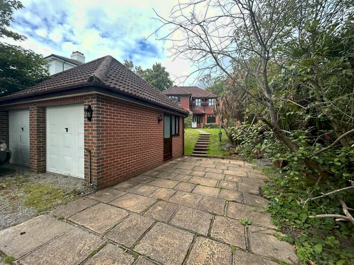 4 Bedroom Property To Rent In Bradbourne Vale Road, Sevenoaks, TN13