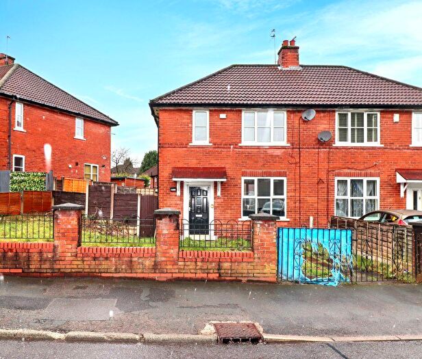 3 Bedroom Semi Detached House For Sale In Rhodes Crescent, Rochdale, OL11