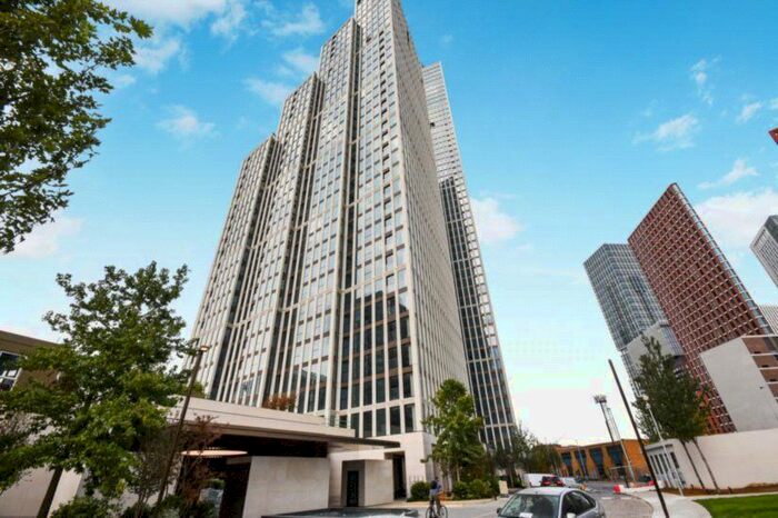 2 Bedroom Flat To Rent In One Thames City, Nine Elms, London, SW8