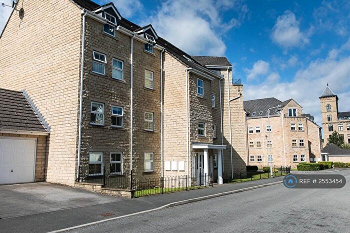 3 Bedroom Penthouse To Rent In Navigation Drive, Bradford, BD10