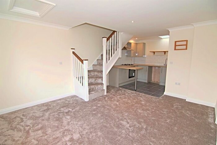 2 Bedroom Property To Rent In High Street, Ascott-Under-Wychwood, Chipping Norton, OX7