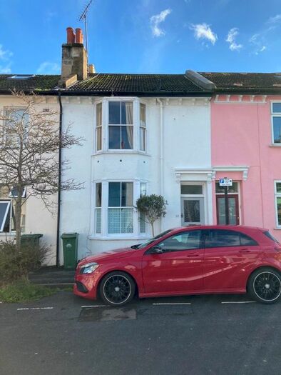 2 Bedroom Terraced House To Rent In Howard Road, Brighton, BN2